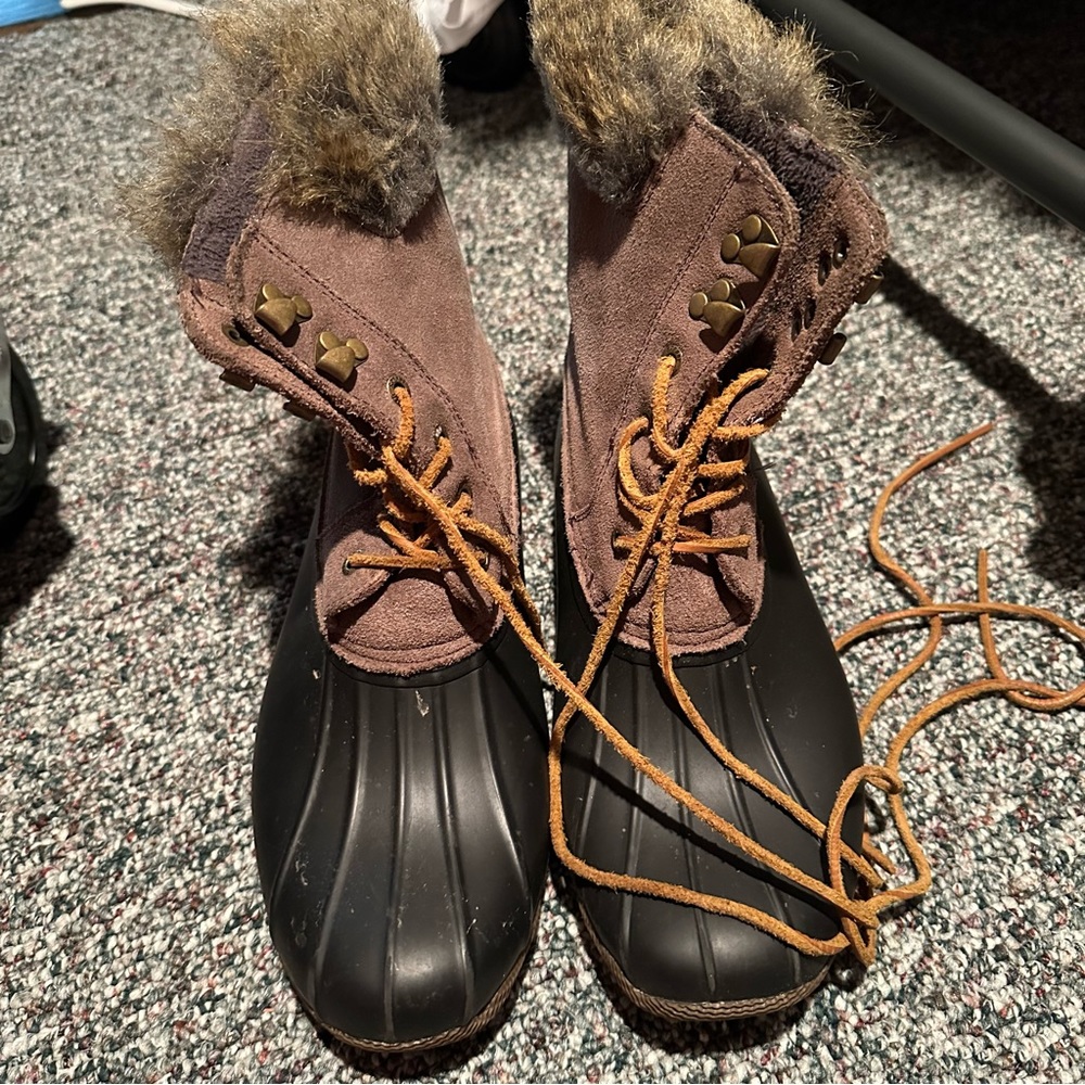 Sperry Snow Boots